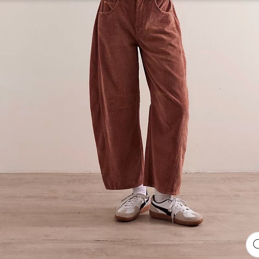 WE THE FREE GOOD LUCK MID-RISE CORD BARREL JEANS - EMPERADOR size XS